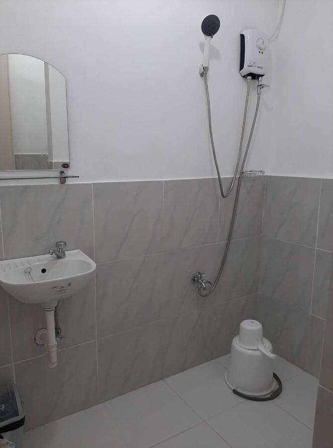 Dms Apartelle Los Banos  Extérieur photo